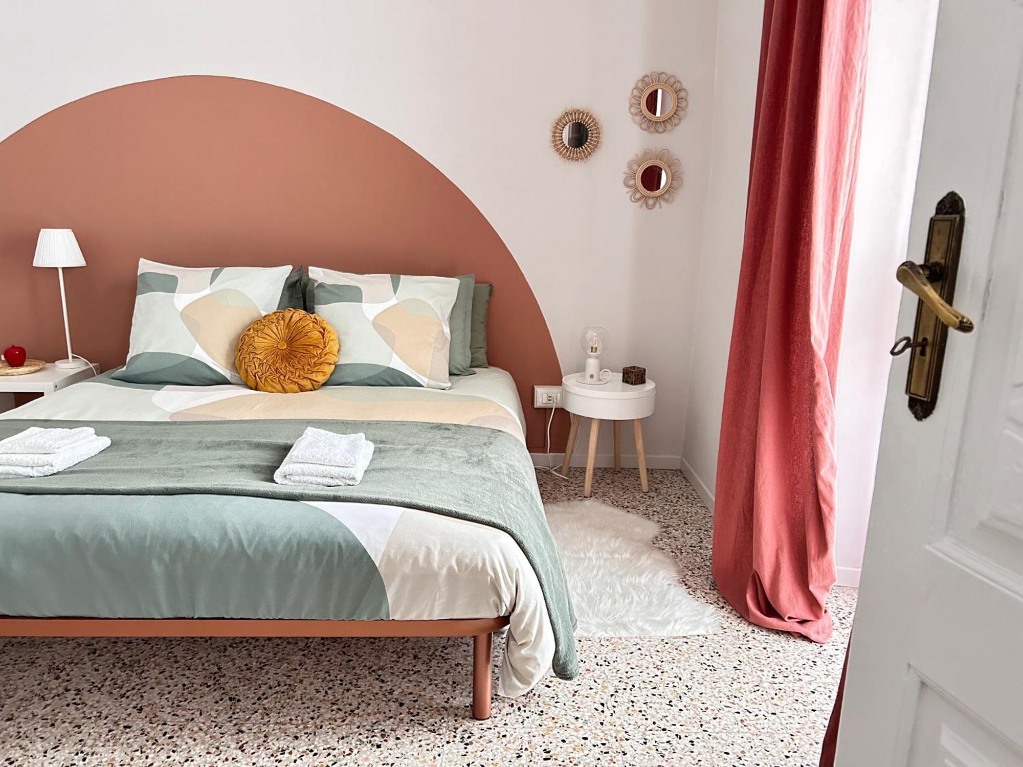 Casa Mafalda Trilocale In Centro Biella Buitenkant foto