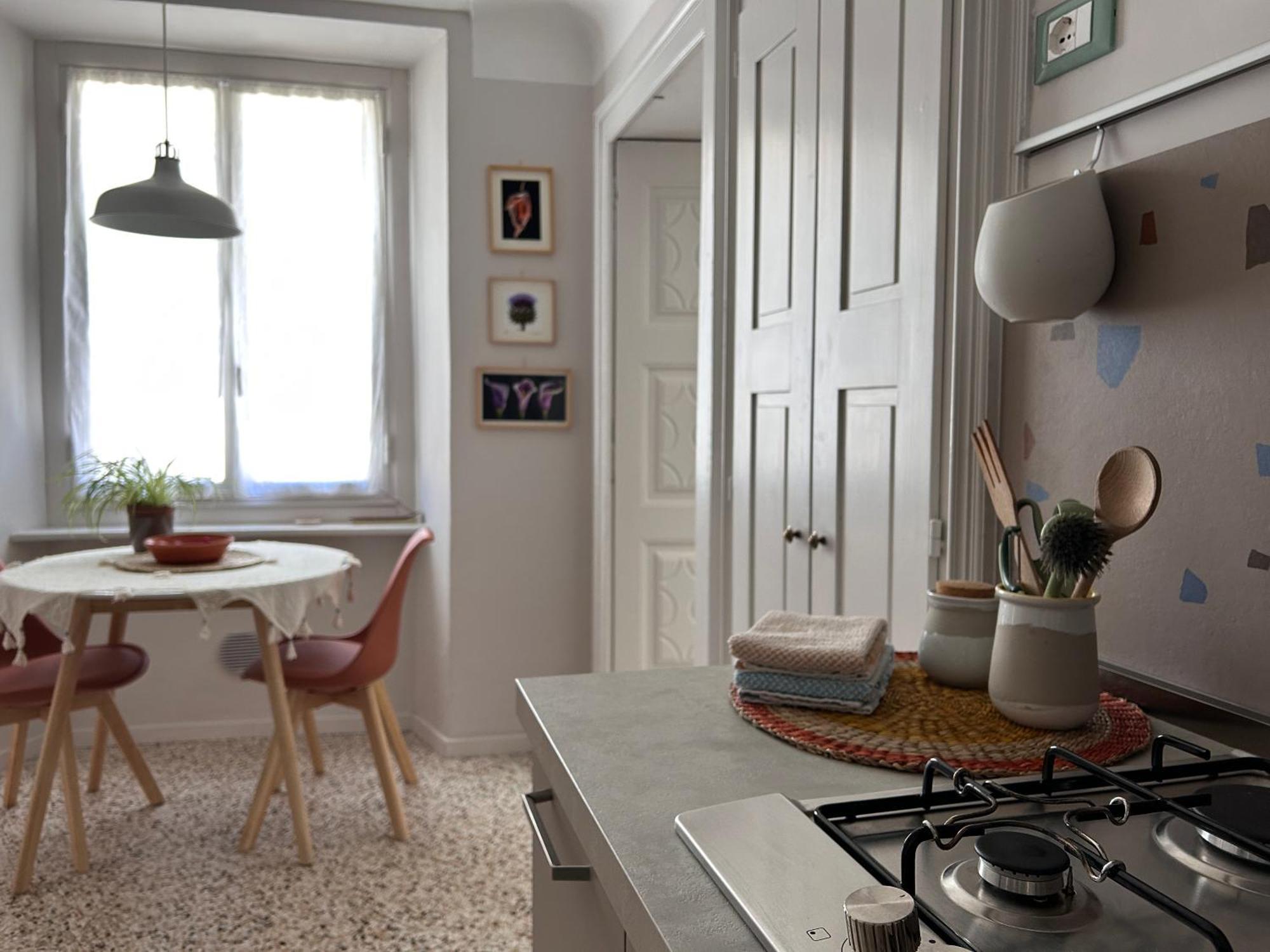 Casa Mafalda Trilocale In Centro Biella Buitenkant foto